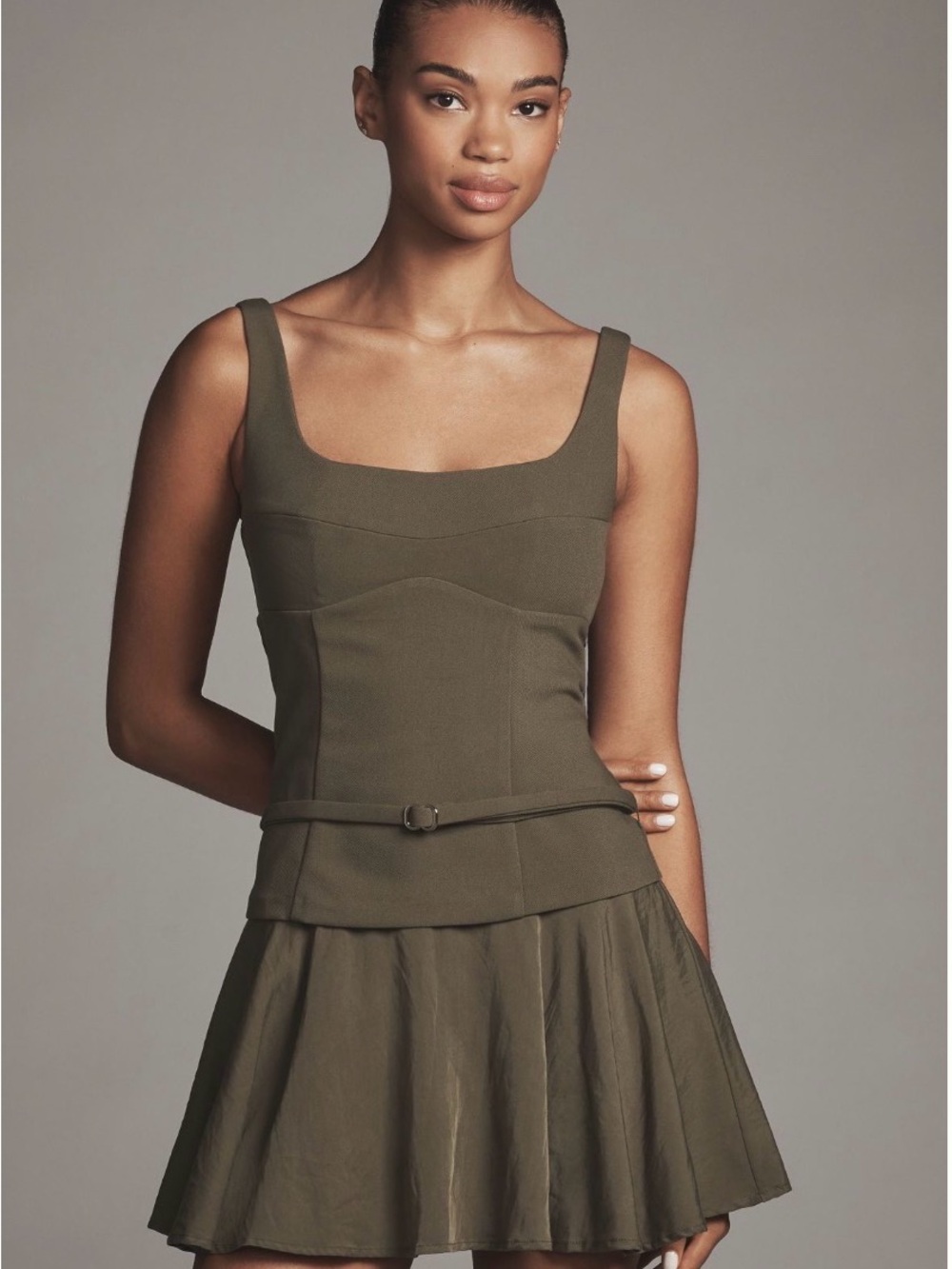 SOVERE Demi Sleeveless Scoop-Neck Mini Dress - Picture 2 of 8